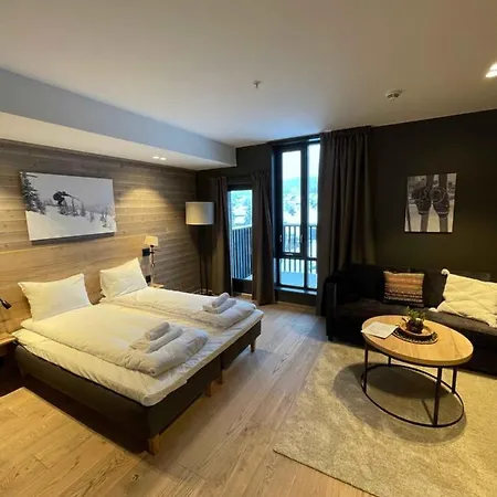 Alpine 아파트 트리실